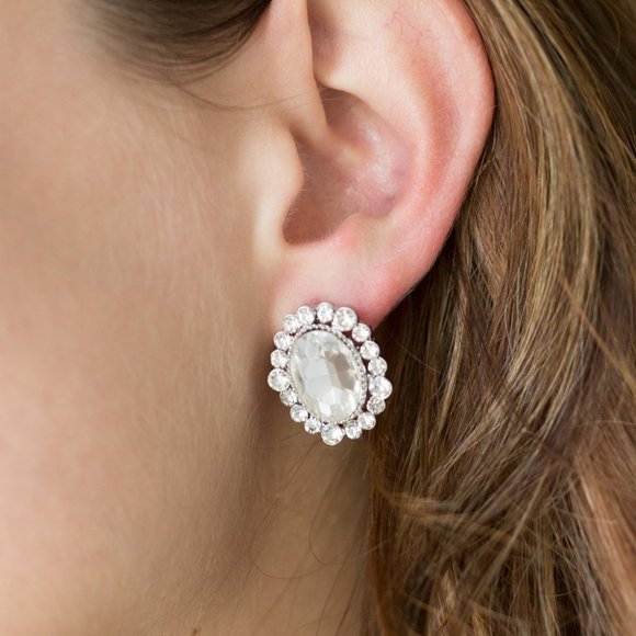 Hold Court White Post Back Earrings - Picture 1 of 2